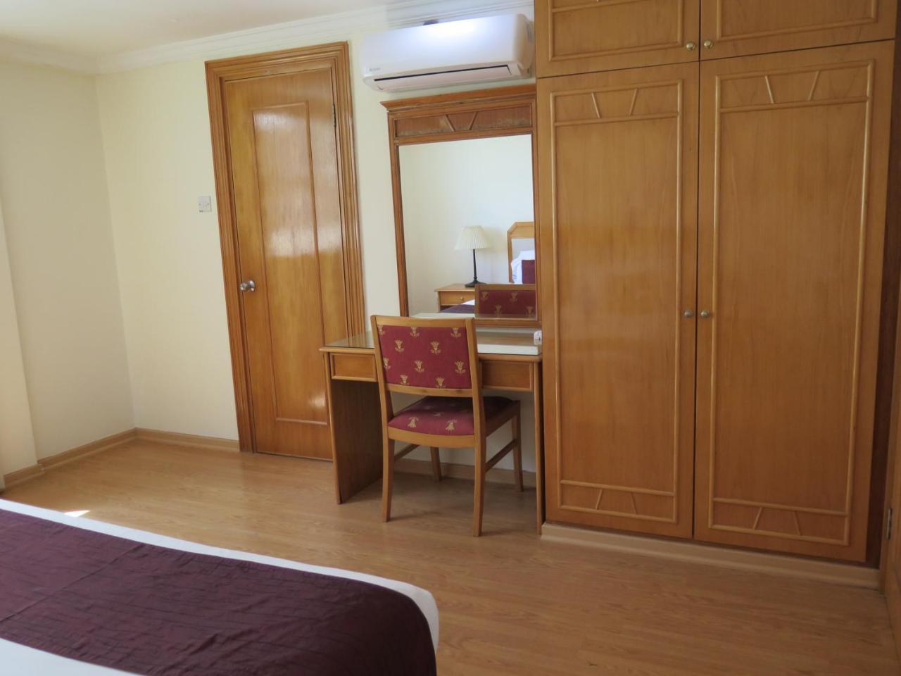 Sea View Resort Hotel & Apartments Kuala Belait Eksteriør bilde